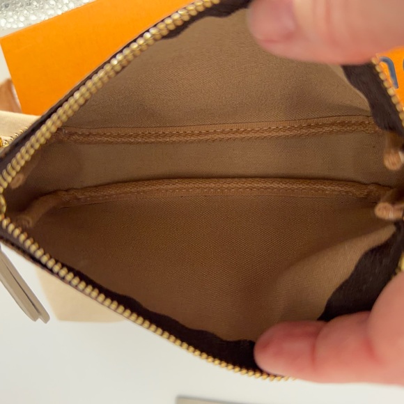 LV Limited Edition Mini Pochette Accessories in Damier Ebene “Trunks and Locks” - Picture 4 of 11